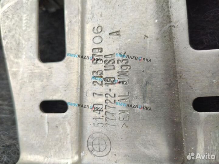 Кронштейн (крепление) BMW X4 F26 2017 51487213679