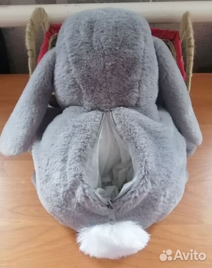 Мягкая игрушка кролик с карманом