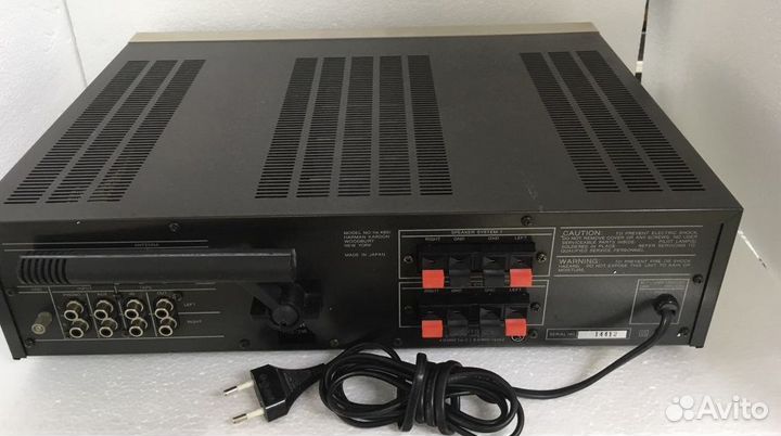 Стерео усилитель Harman Kardon HK-460i