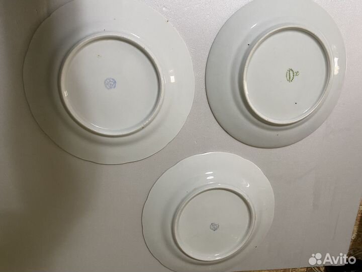 Антикварные тарелки 3 штуки