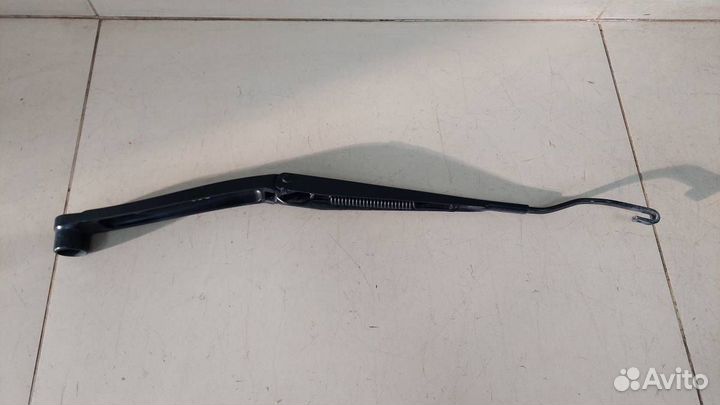 Поводок стеклоочистителя передний левый Kia Rio 4