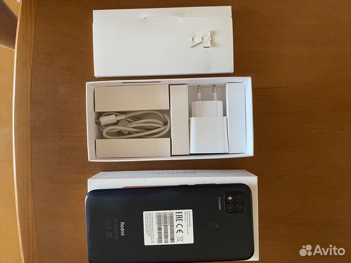 Xiaomi Redmi 9C (NFC), 3/32 ГБ