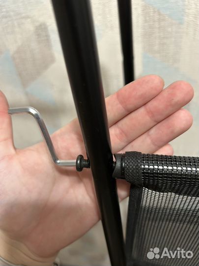 Вешалка для одежды напольная металлическая