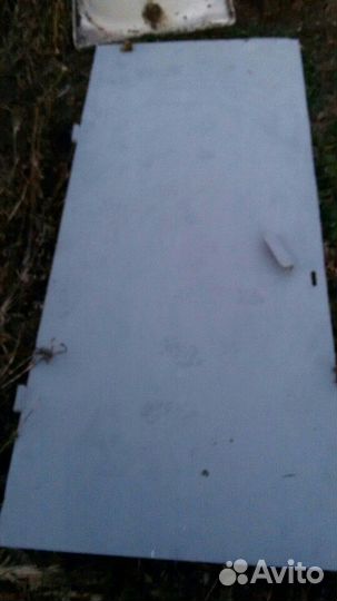 Дверь железная 1,85высота 80ширина.Толшина металла