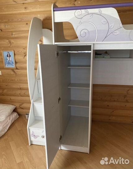 Двухъярусная кровать для девочки