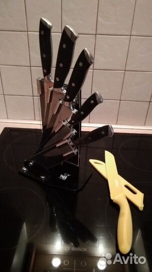 Набор ножей на подставке+нож для нарезки хлеба
