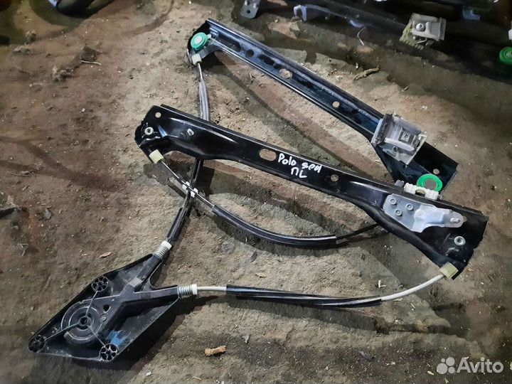 Стеклоподъемник передний левый polo 5