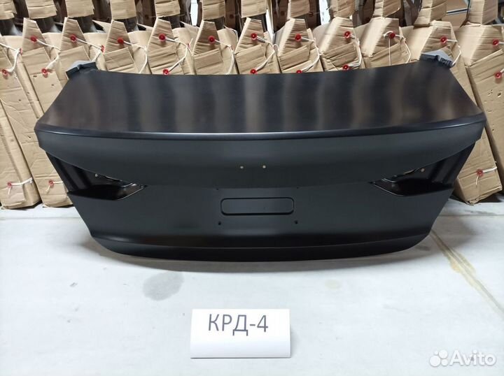 Крышка багажника Hyundai Elantra 6 AD 69200F2010