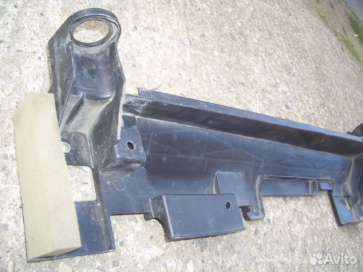 Кронштейн радиатора Ниссан Х-Трейл Т32 с 13