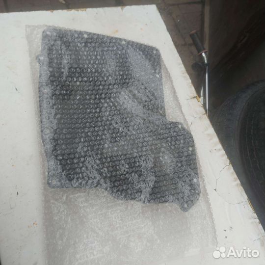 Поддон на Пижо