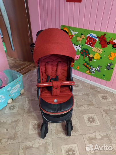 Коляска прогулочная