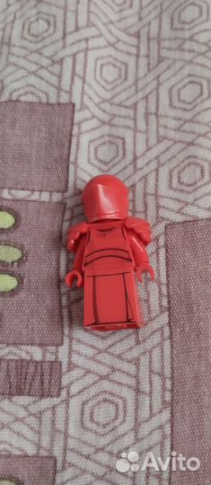 Оригинальные фигурки Звёздные войны и неско найтс