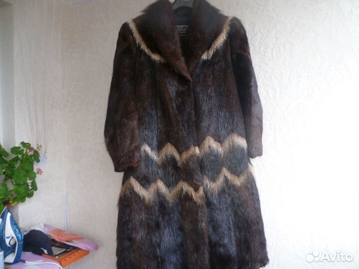 Шуба женская натуральная из нутрии