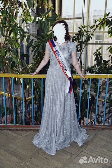 Продам платье