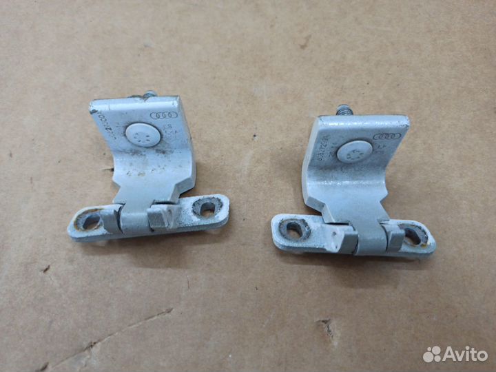 Петля крышки багажника Audi Q5 FY