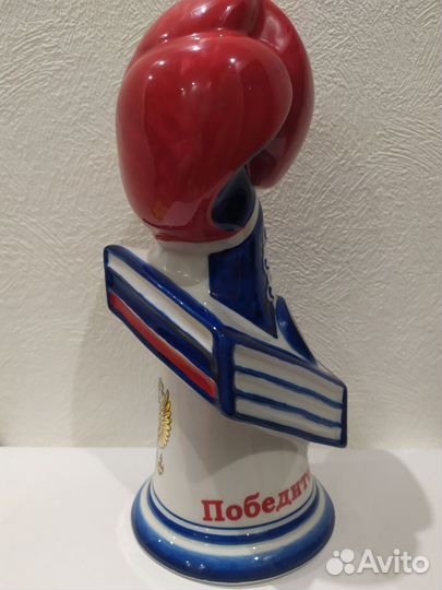 Статуэтка сувенир фарфор Гжель