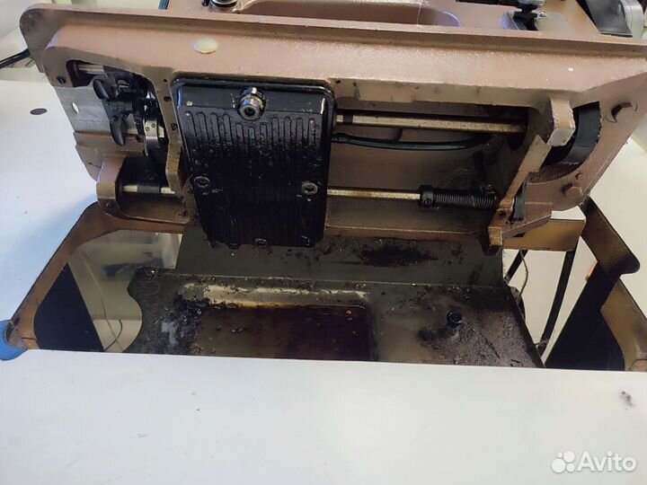 Промышленная швейная машина 1022М