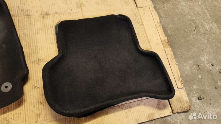 Автомобильные коврики Golf Plus