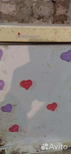 Холодильник двухкамерный и две морозильные камеры