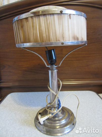 Лампа СССР настольная. г.свердловск