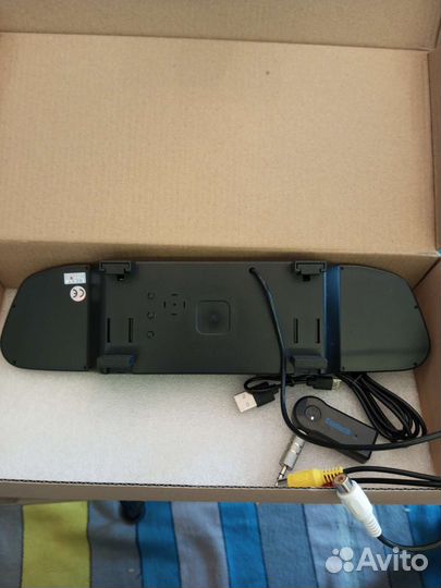 Зеркало заднего вида с камерой заднего вида