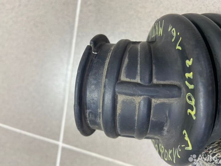 Патрубок воздухозаборника Ford Focus 3 2012 г