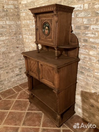 Антикварный поставец