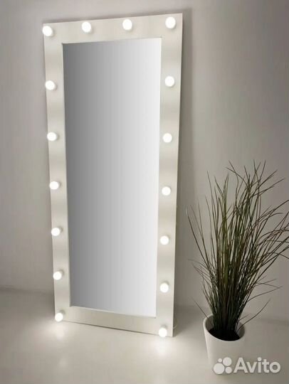 Гримерное зеркало с лампочками бу