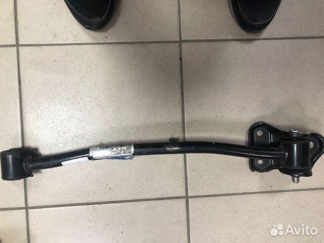 Рычаг подвески задней продольный левый 55100-25001