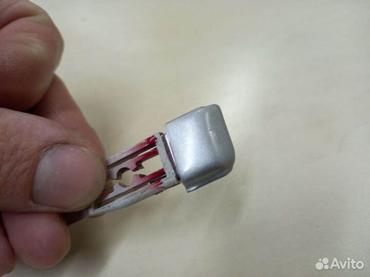 Защелка фиксатор молдинга крыши мазда RX8