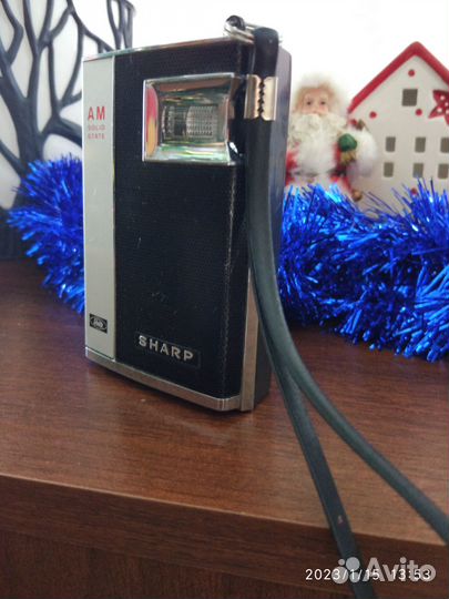 Радиоприёмник sharp AM solid state