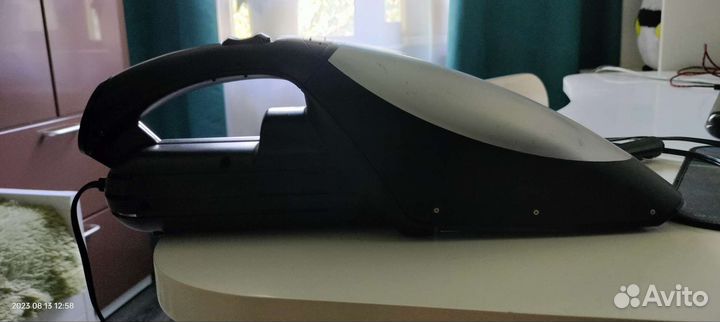 Автомобильный пылесос