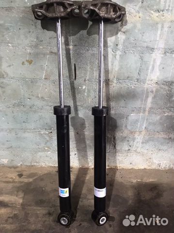 Задние амортизаторы Opel Астра J 2014 г.в