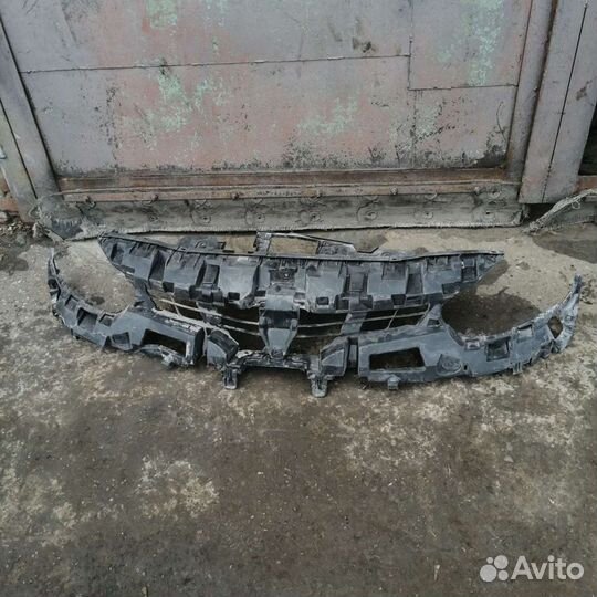 Усилитель переднего бампера Fluence 2013-2017