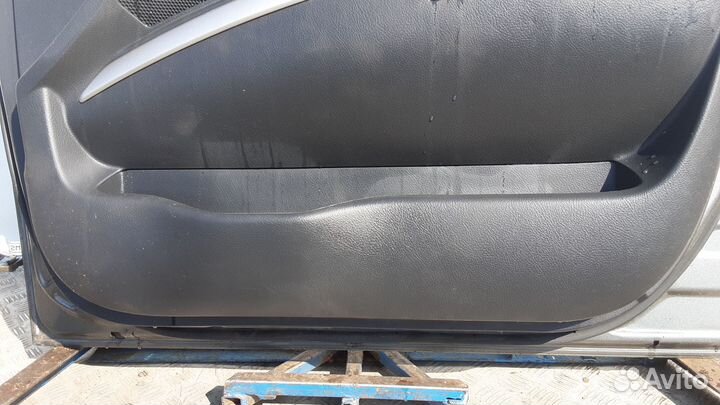 Дверь боковая Toyota Corolla Verso (2001-2009)