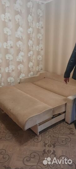 Диван прямой раскладной бу