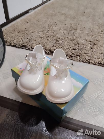 Нарядные туфли для девочки 29