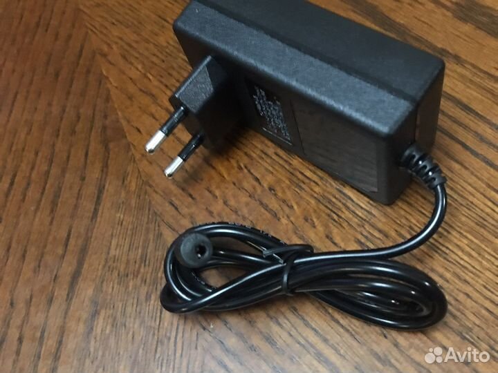 Зарядное устройство