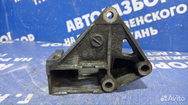 Кронштейн гидроусилителя руля Nissan Almera N15