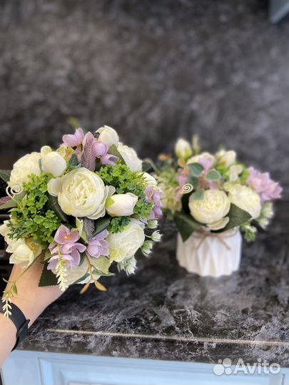 Интерьерные композиции из искусственных цветов