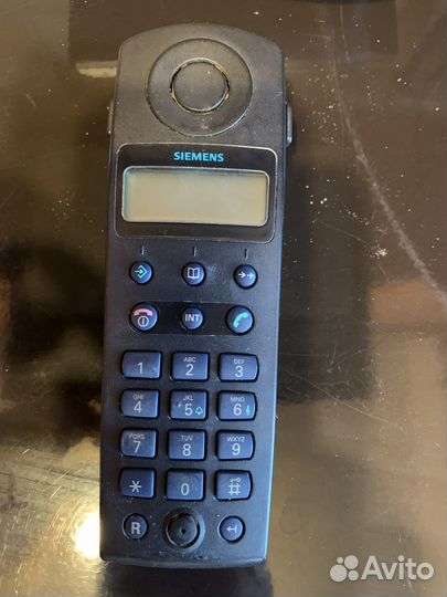 Радиотелефон с автоответчиком Siemens Gigaset 3015