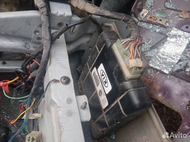 Блок управления ABS Kia Sportage 1997