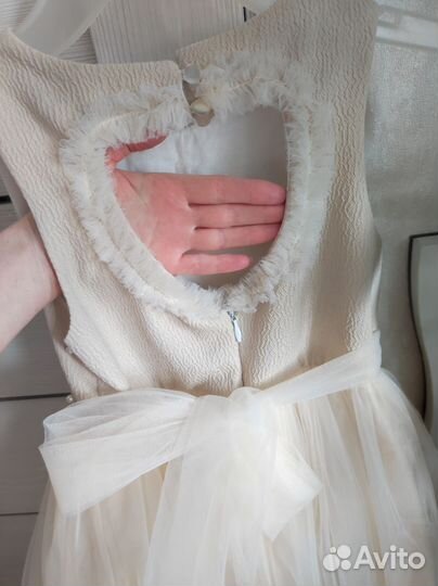 Нарядное платье для девочки