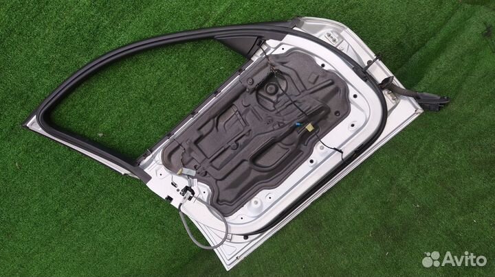 Дверь передняя левая в сборе передняя левая Bmw 3