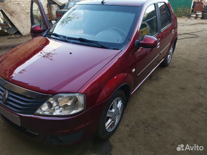 Renault Logan 1.6 AT, 2012, 150 000 км