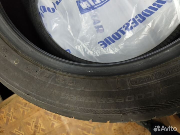 Cooper Evolution CTT 235/50 R19
