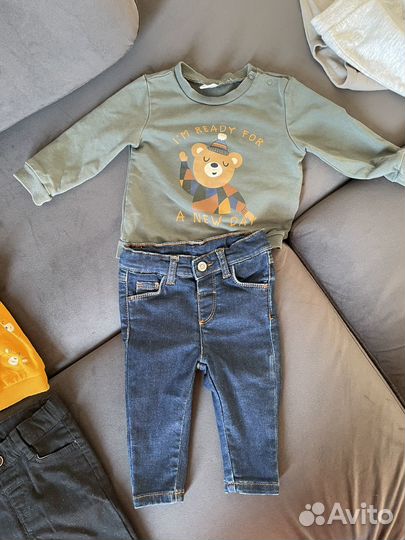 Красивый набор одежды для малыша