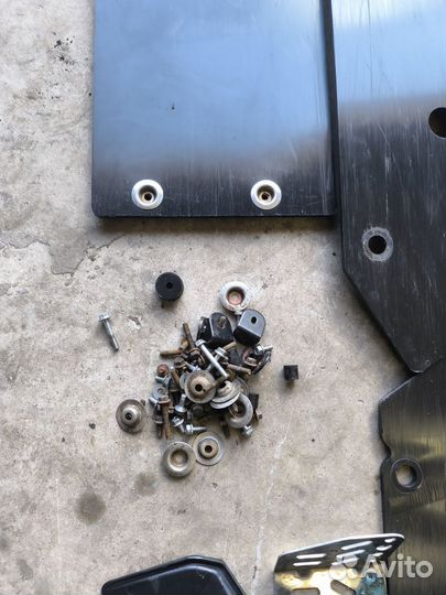 Защита днища для квадроцикла