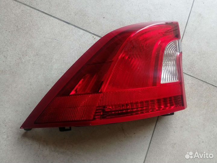 Задние фонари на Volvo S60 2