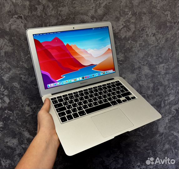 Классный Apple ноутбук MacBook Air 13 2015 i5 SSD